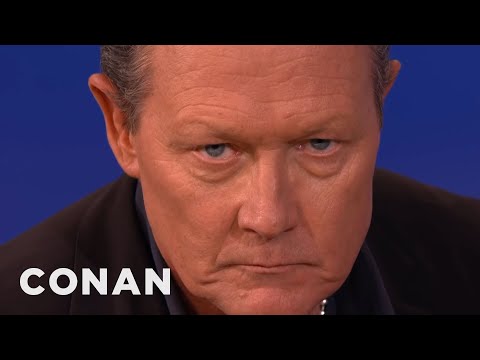 Robert Patrick Recreates His &quot;T2&quot; Look | CONAN on TBS