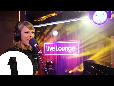 Taylor Swift covers Vance Joy&#039;s Riptide in the Live Lounge