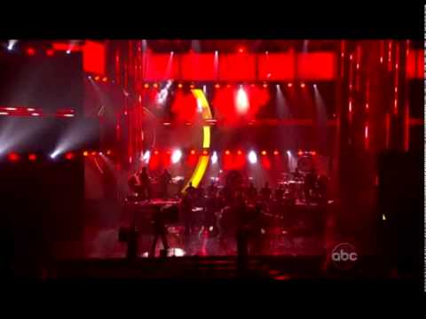 American Music Awards 2010 - Enrique Iglesias - Tonight &amp; I Like It ft. Pitbull