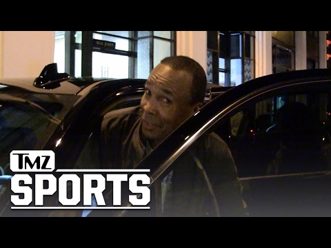 MAYWEATHER BEATS MCGREGOR IN ONE ROUND ... Says Sugar Ray Leonard | TMZ Sports