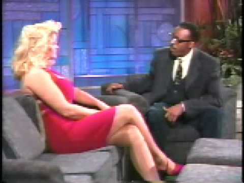 Anna Nicole Smith interview on Arsenio Hall 1993