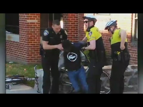 New video shows arrest of Freddie Gray in Baltimore