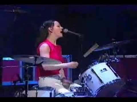 White Stripes Fell In Love With A Girl On Letterman