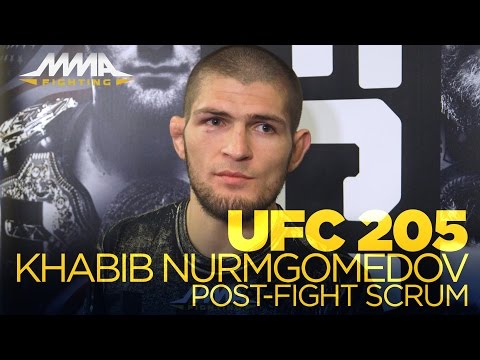 Khabib Nurmagomedov Told Dana White to Stop Sending Him Fake Contracts