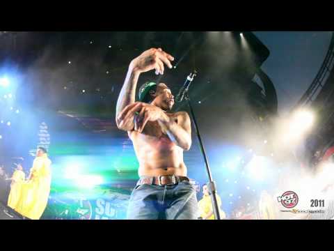 CHRIS BROWN &amp; BUSTA RHYMES - &quot;Look At Me Now&quot; Live at Summer Jam 2011