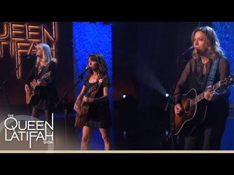 The Bangles Perform &quot;Eternal Flame&quot; on The Queen Latifah Show