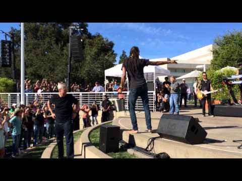 Tim Cook ALS Ice Bucket Challenge