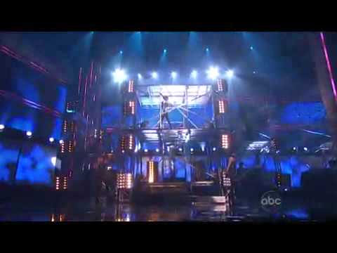 Rihanna-Rehab (AMA 2008)