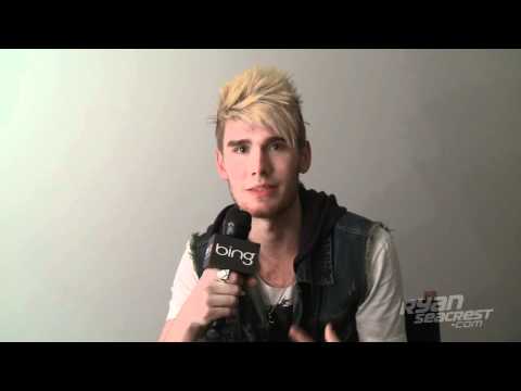 10 Questions For Colton Dixon | On Air With Ryan Seacrest