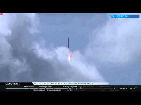 SpaceX - CRS-7 Launch explosion