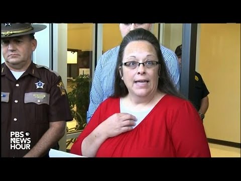 Kentucky clerk Kim Davis promises not to interfere with gay marriage licenses