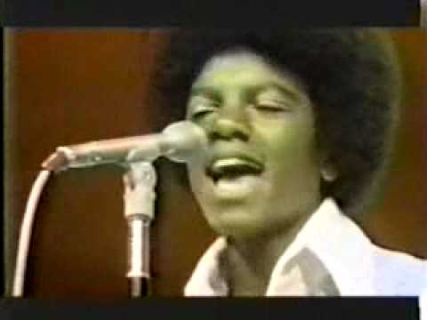 Jackson 5 - Dancing Machine (Michael does ROBOT) - Soul Train 1973