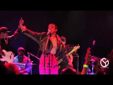 Lauryn Hill - Ready Or Not (Live in NYC)