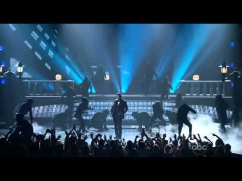 Usher live Scream at 2012 Billboard Music Awards