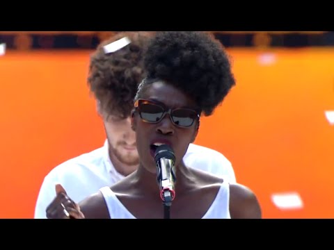 Clean Bandit - Extraordinary (Summertime Ball 2014)