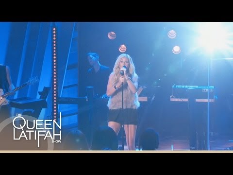 Ellie Goulding Performs &#039;Burn&#039; The Queen Latifah Show