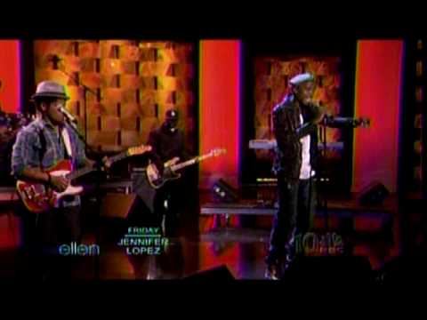 B.o.B ft. Bruno Mars - Nothin&#039; on You - The Ellen Show