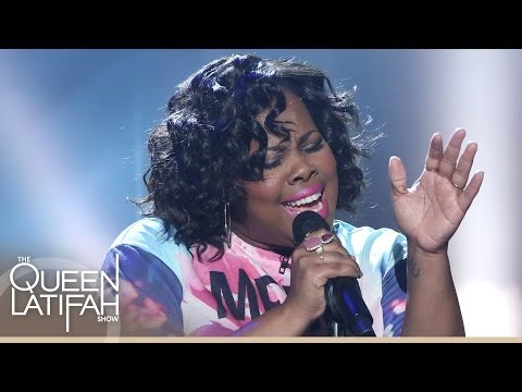 Glee&#039;s Amber Riley Premieres &quot;Colorblind&quot;