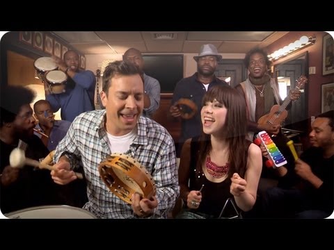 Jimmy Fallon, Carly Rae Jepsen &amp; The Roots Sing &quot;Call Me Maybe&quot; (w/ Classroom Instruments)