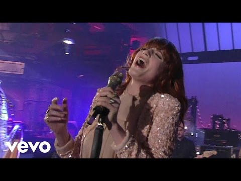 Florence + The Machine - Heavy In Your Arms (Live on Letterman)