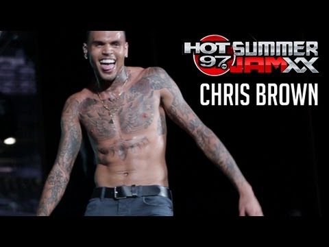 Chris Brown performs &quot;Beautiful People&quot; Live at Summer Jam XX