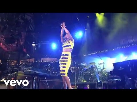 Alicia Keys - No One (Live on Letterman)