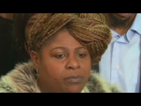 Mother of Tamir Rice says police threatened to arrest her