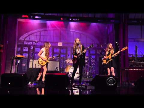 Haim - &quot;Forever&quot; 6/10 Letterman (TheAudioPerv.com)