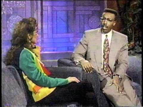 Amy Grant on Arsenio Hall Show singing &#039;Baby Baby&#039; 1991