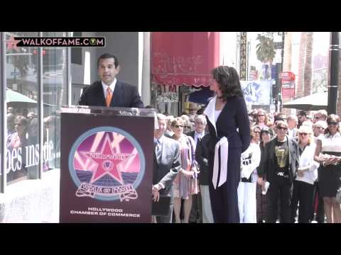 Kate Linder Honored with Hollywood Walk of Fame Star