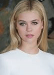 nicola peltz