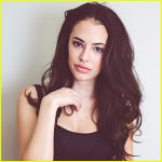 chloe-bridges-goes-to-college